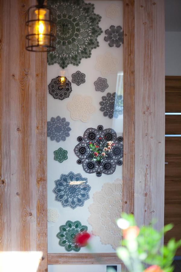 Apartamenty Na Wyrszczku อิสเตบนา ภายนอก รูปภาพ