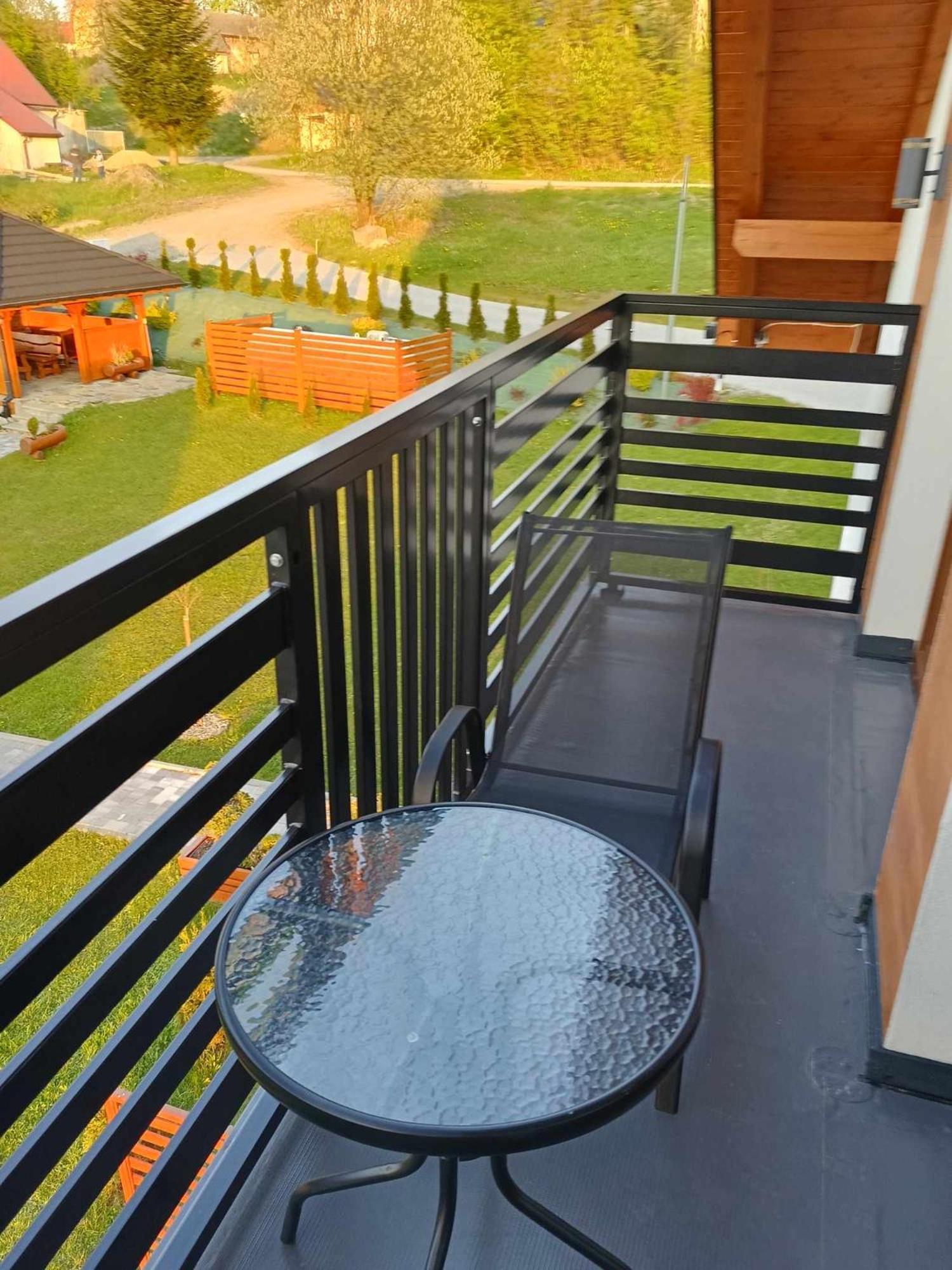 Apartamenty Na Wyrszczku อิสเตบนา ภายนอก รูปภาพ