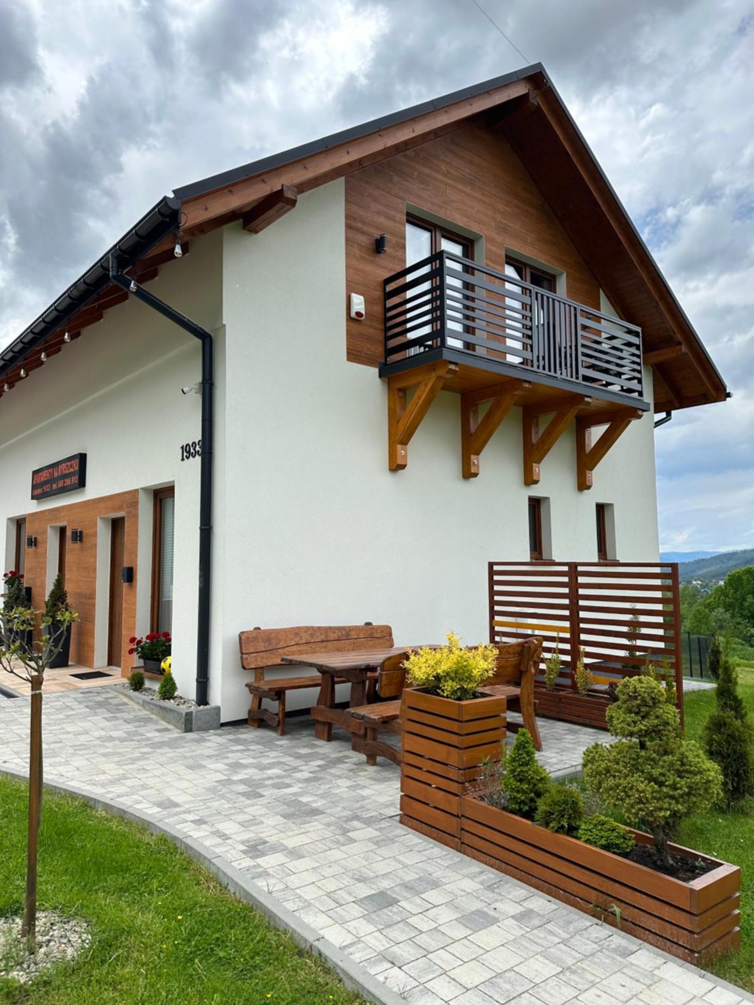 Apartamenty Na Wyrszczku อิสเตบนา ภายนอก รูปภาพ